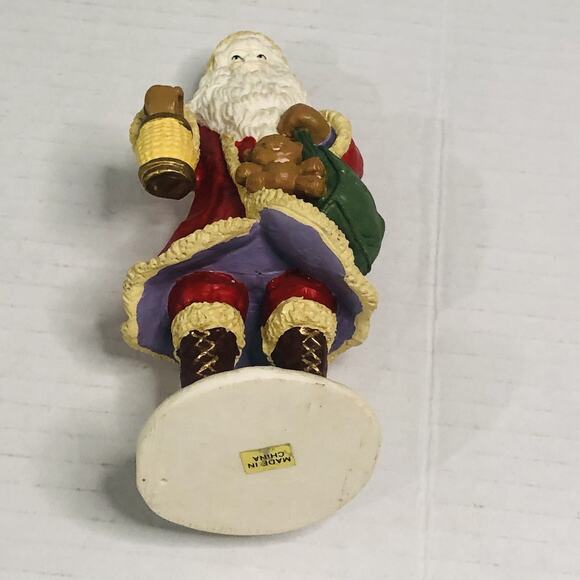 santa St. Nick with teddy bear and lantern resin figure 6" - Picture 4 of 5